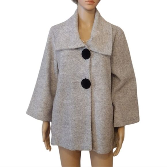 Women's Size Medium Damee Inc Light Gray Oversized Button up Jacket with Pockets - Picture 1 of 12